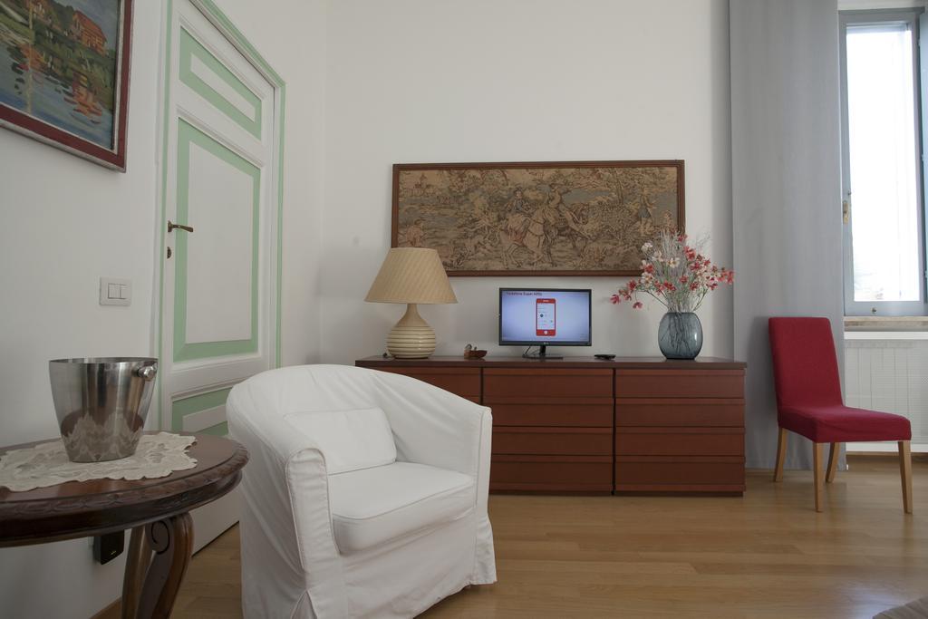 House Paganica Apartment Рим Стая снимка