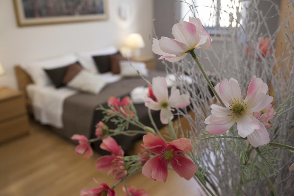 House Paganica Apartment Рим Стая снимка
